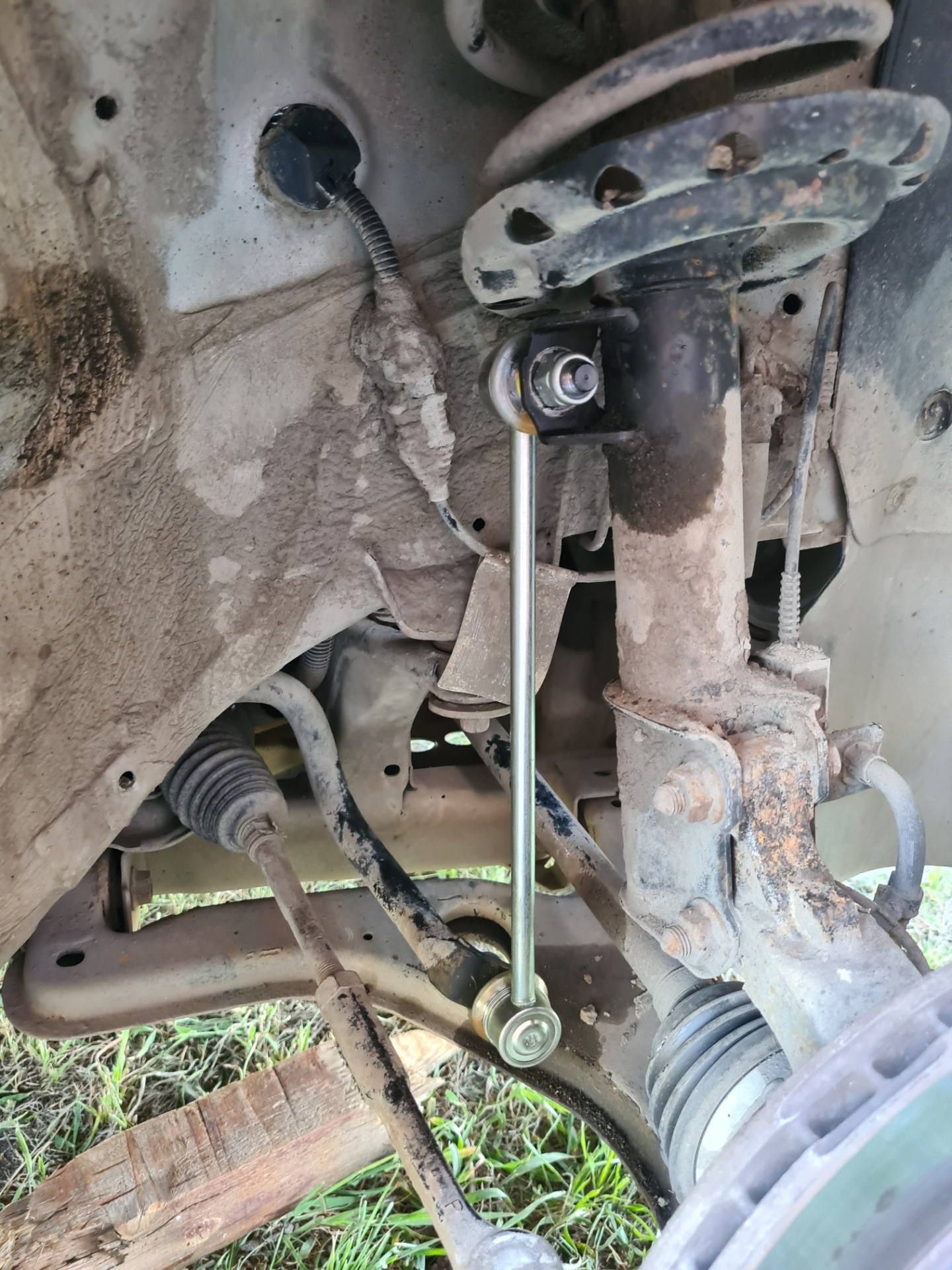 Замена стоек стабилизатора и по мелочи — Opel Astra H, 1,6 л, 2010 года ...