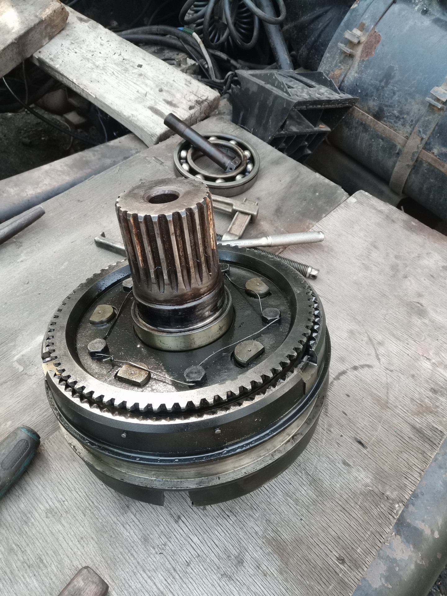 Неисправность демультипликатора. — МАЗ 5440 А5, 1,5 л, 2011 года ...