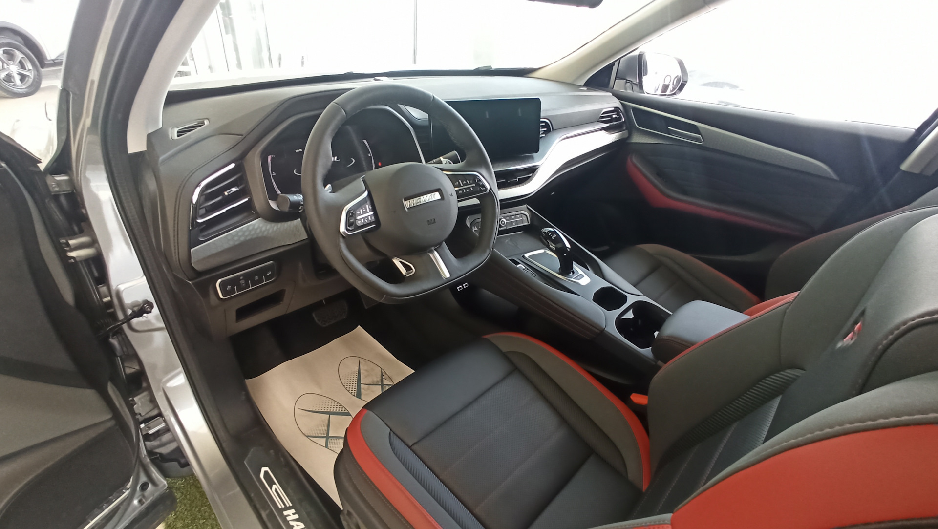 Поясничный упор в рестайлинговом Хавал Ф7 — Haval F7 (1G), 2 л, 2021 ...