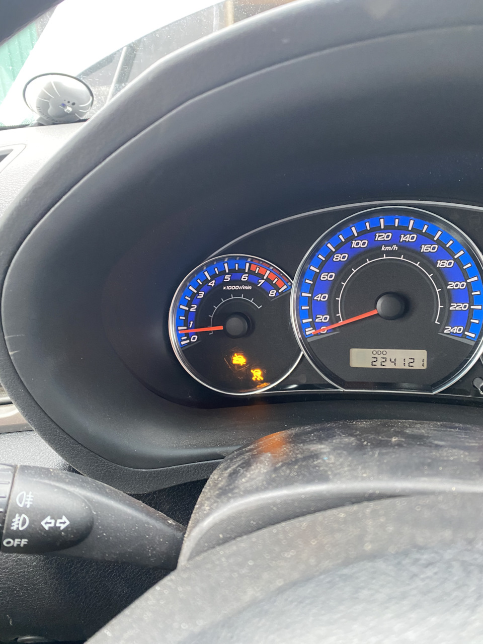 Не работает подогрев сидений загорелись ошибки на панели после замены ...