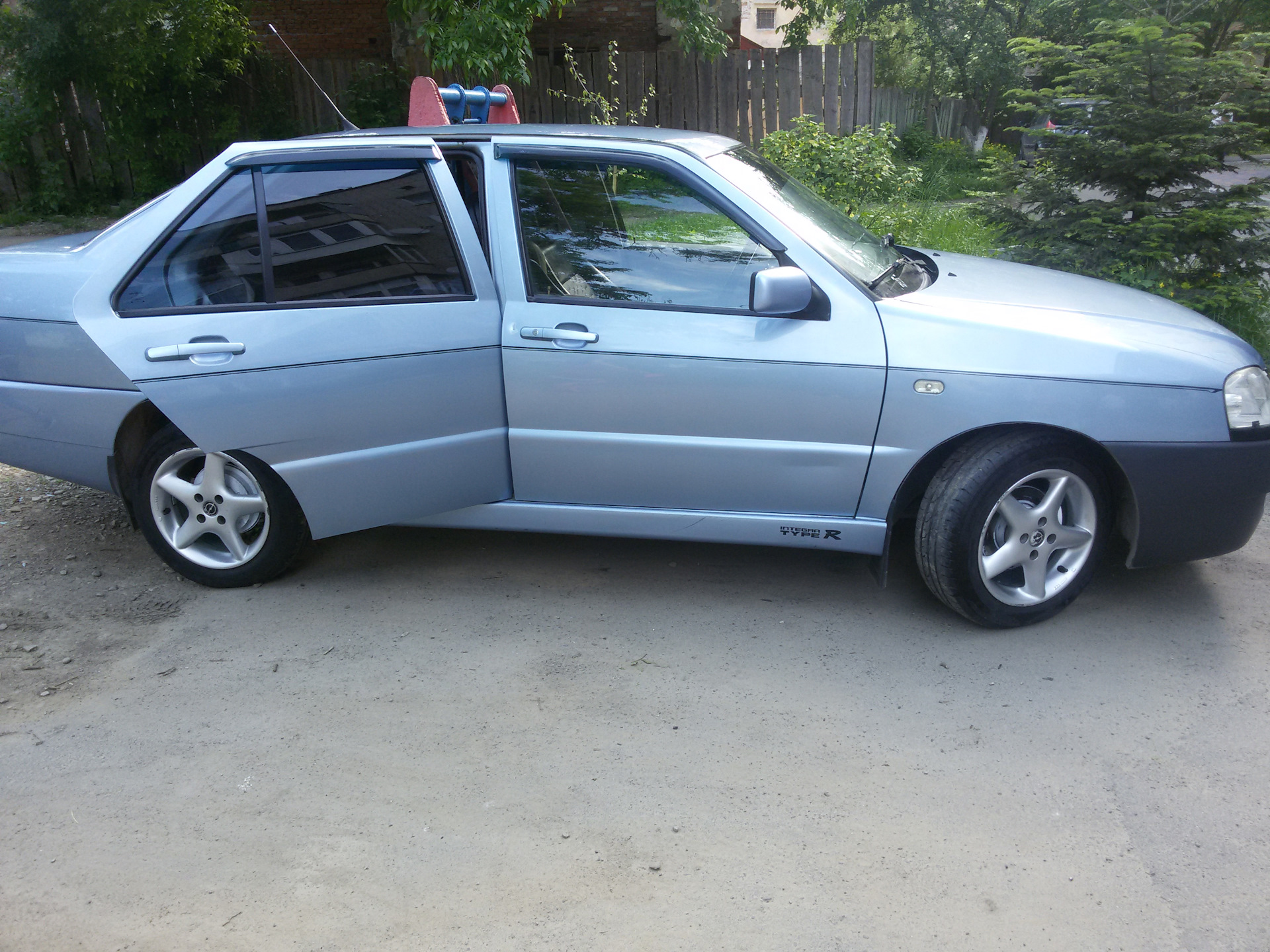 Длина чери амулет. Диски chery amulet. Шины chery amulet. Чери амулет а15 отзывы. Чери амулет на 15 дисках.