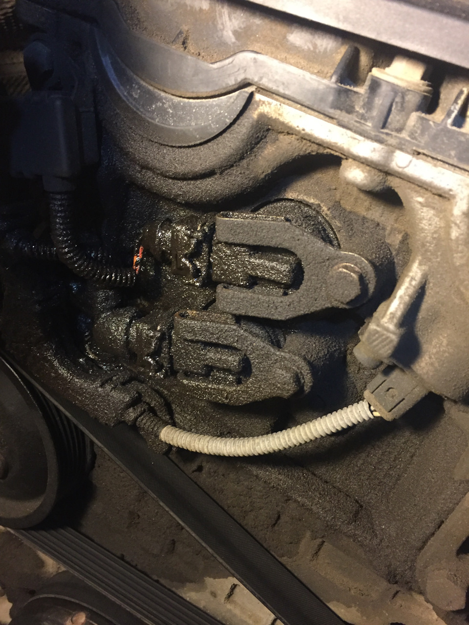 Замена колец на клапанах Vanos/чистка клапанов. — BMW 3 series (E90), 2 ...