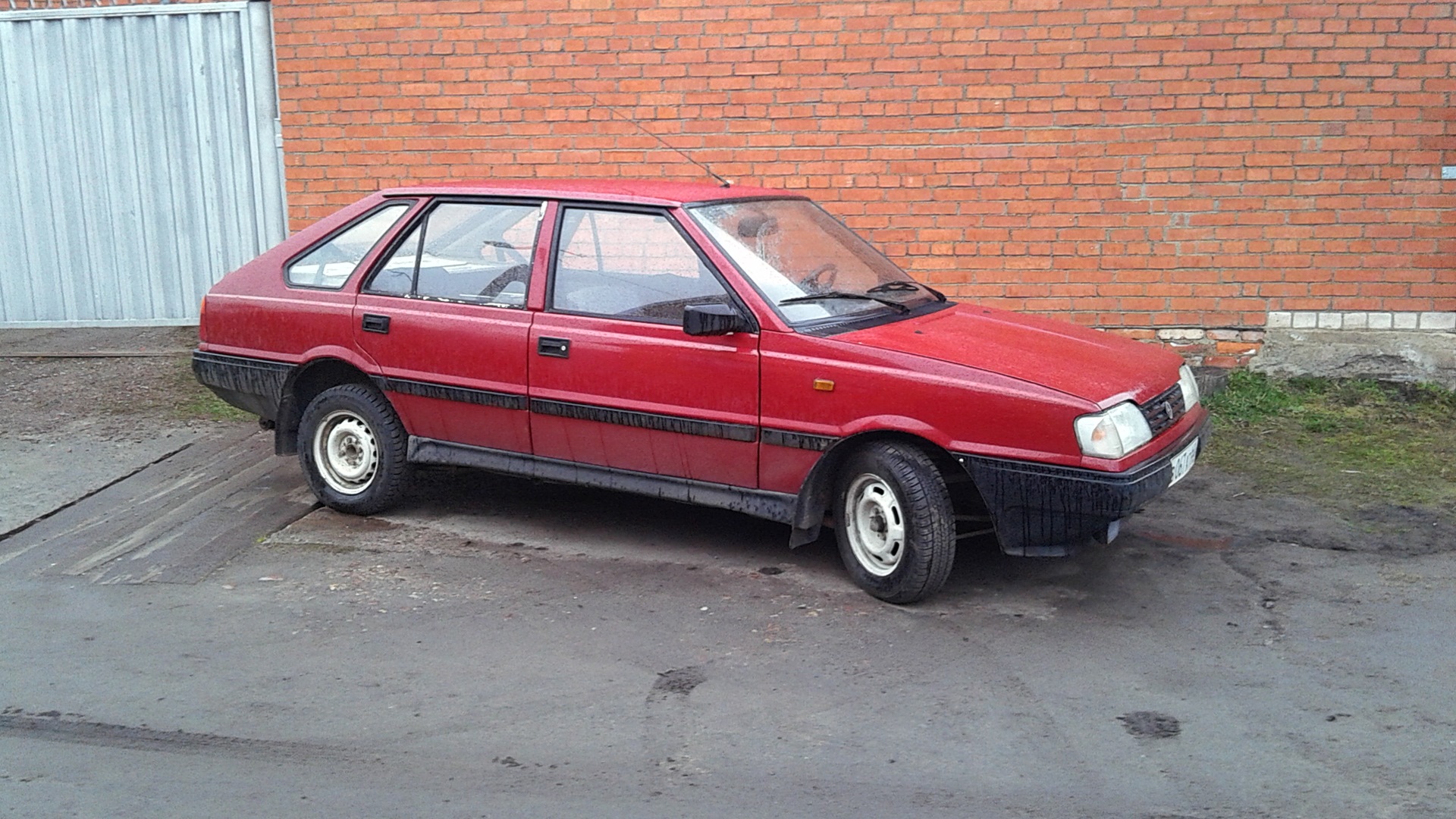 Машина 1986 FSO Polonez