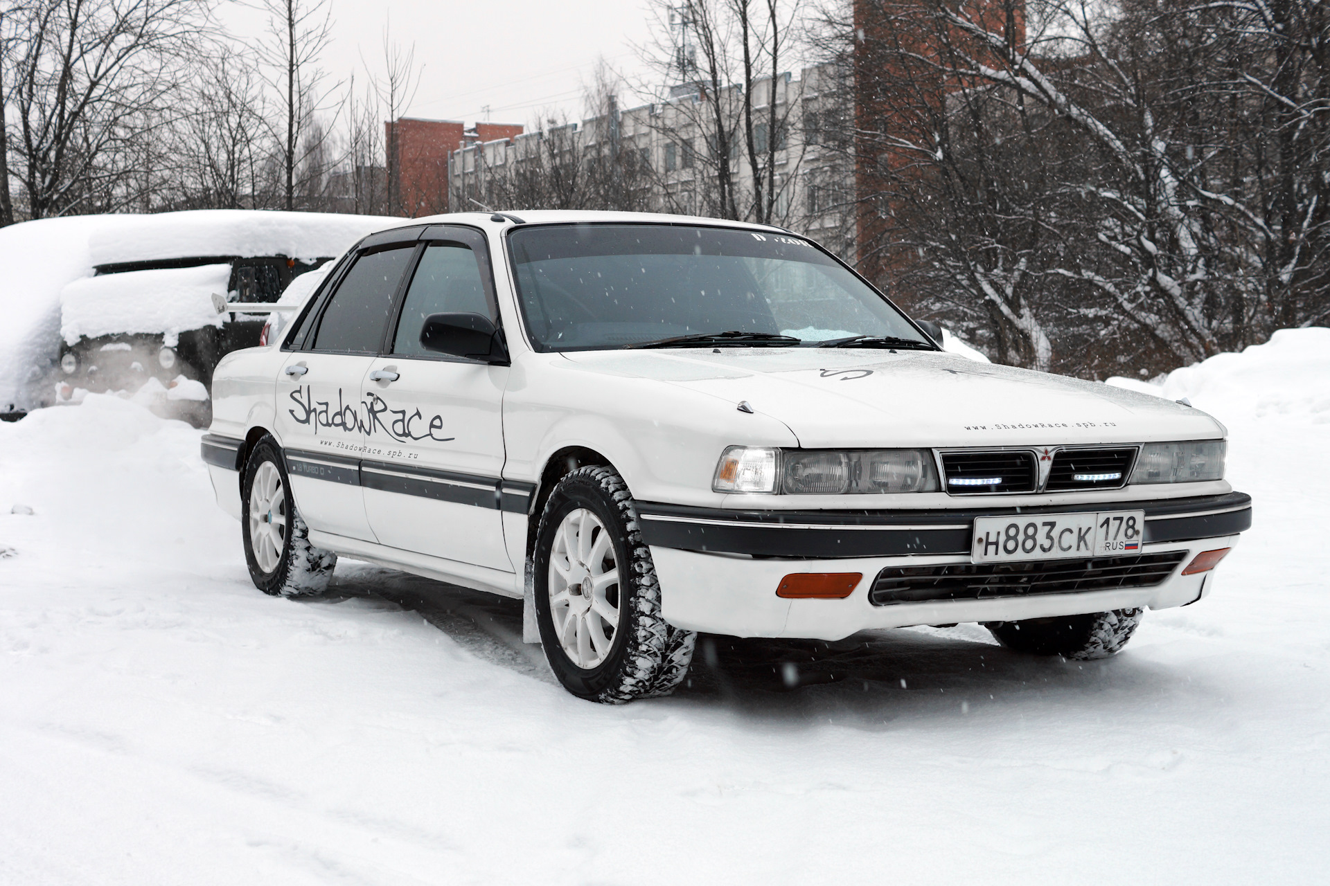 Mitsubishi Galant 6. Mitsubishi Galant 1991 года. Galant 6 Yellow.