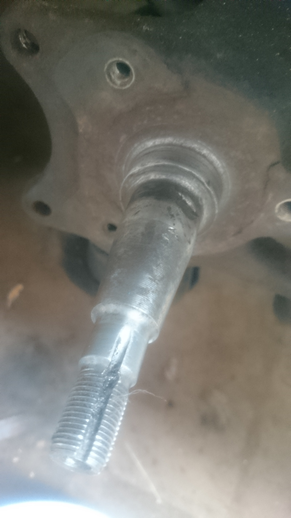 Замена ступичного подшипника — Ford Granada Mark II, 2,8 л, 1979 года ...