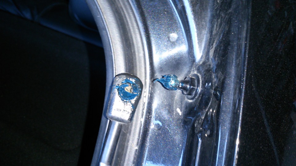 скрип багажника — Mazda 3 (1G) BK, 2 л, 2007 года | своими руками | DRIVE2