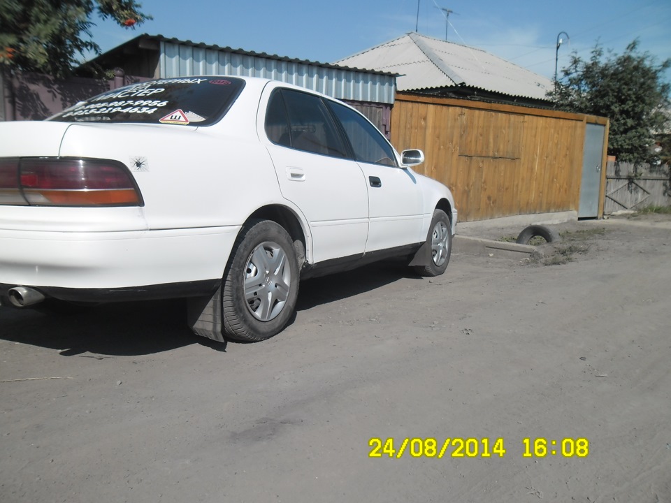 Самодельные брызговики — Toyota Vista (30), 1,8 л, 1991 года | прикол ...