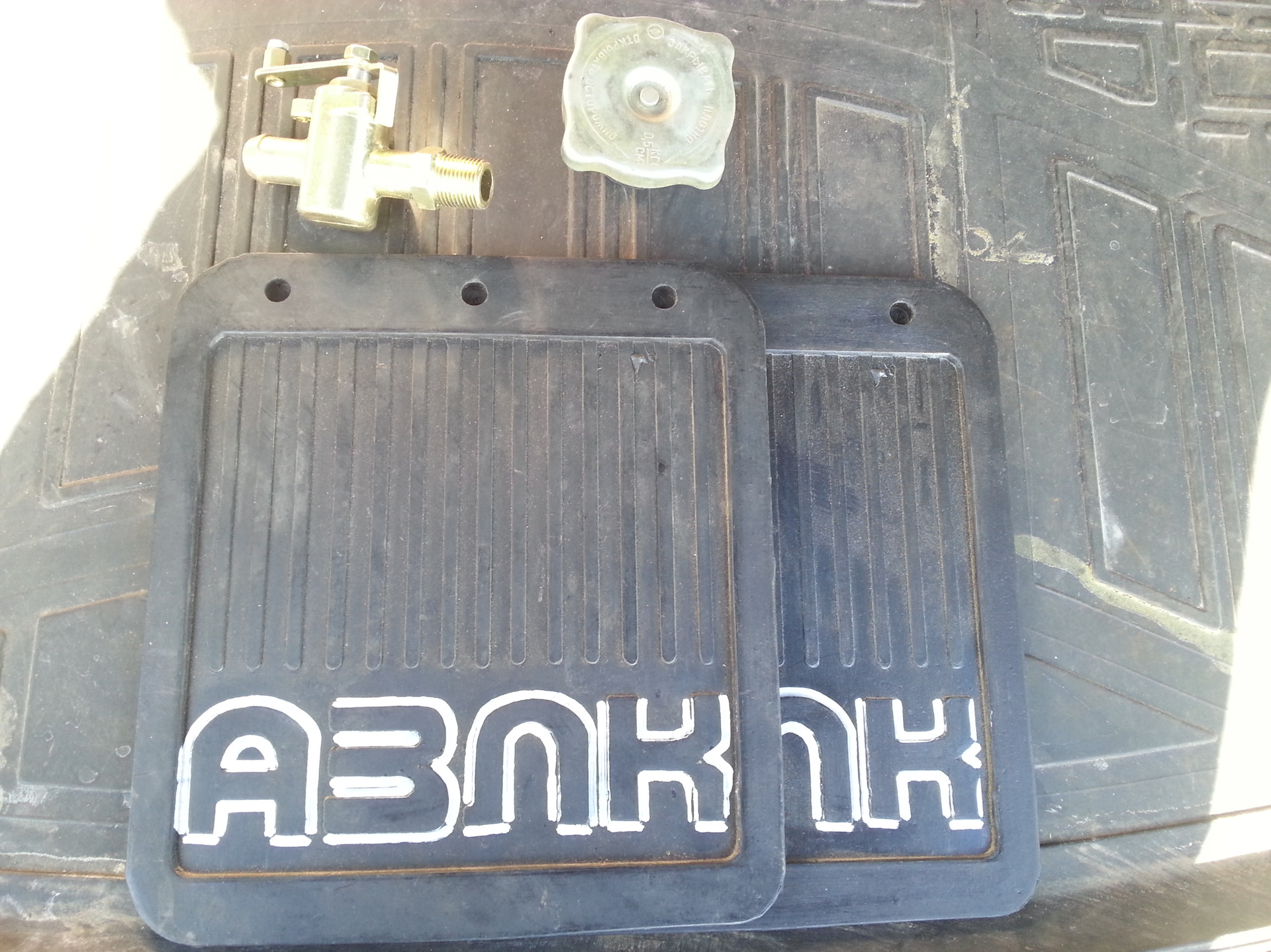 NEW брызговики Москвич 2140, 1,5 л, 1981 года стайлинг DRIVE2