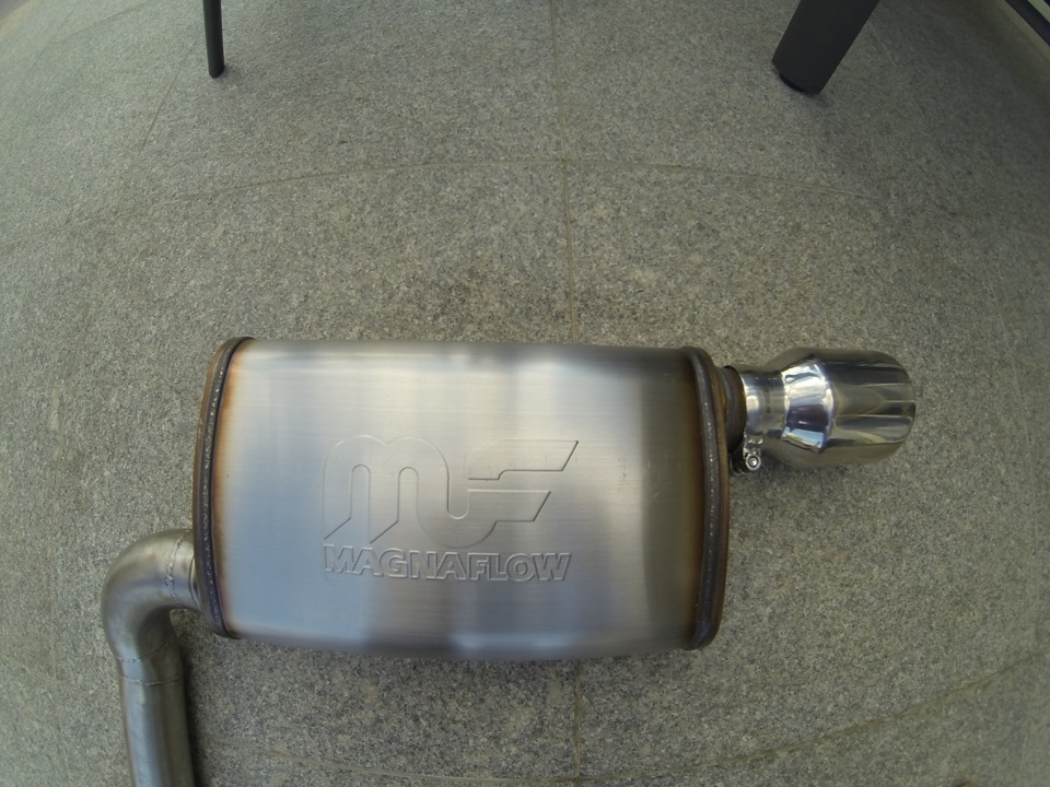 r36 exhaust