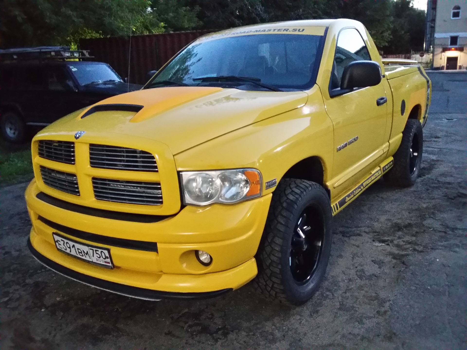 Dodge Ram Уокер