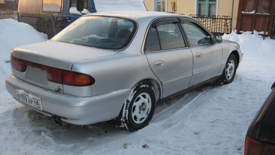 Hyundai sonata 2.0 at. Hyundai Sonata 2.0 MT, 1996. Хендай Соната 2 1995 года. Hyundai Sonata II (Y-3). Hyundai Sonata 2.0 at, 2012 разбор.