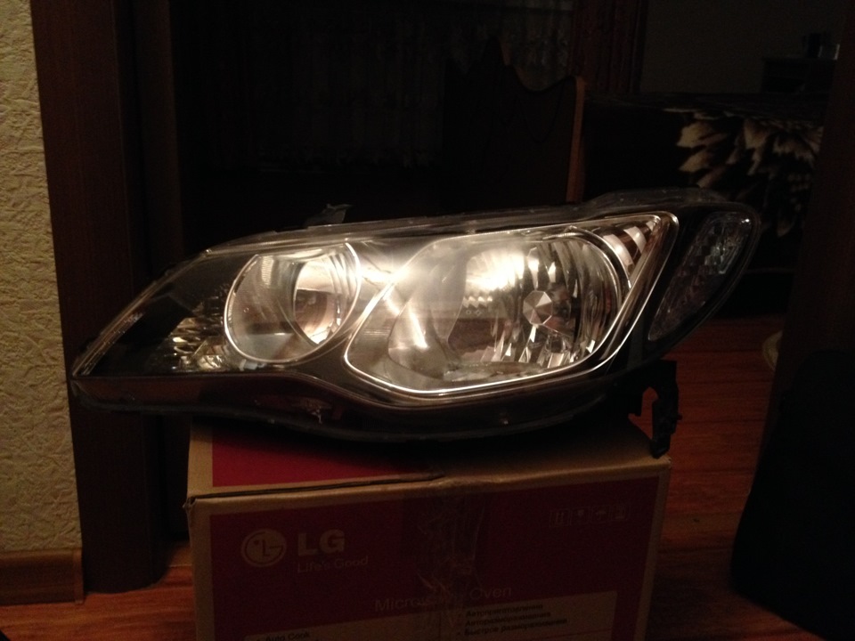 "Запотели" фары (лечение болезни) — Honda Civic 4D (8G), 1,8 л, 2008 ...