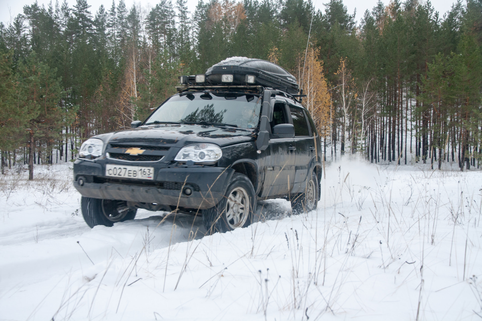 nokian hakka green chevrolet niva