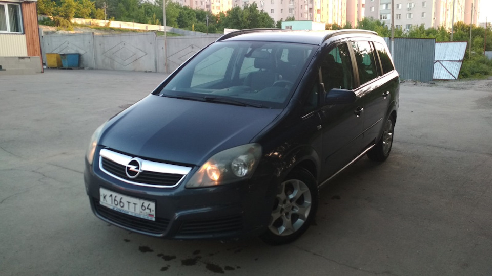 Opel Zafira B 1.8 бензиновый 2006 | Бешеный автобус на DRIVE2