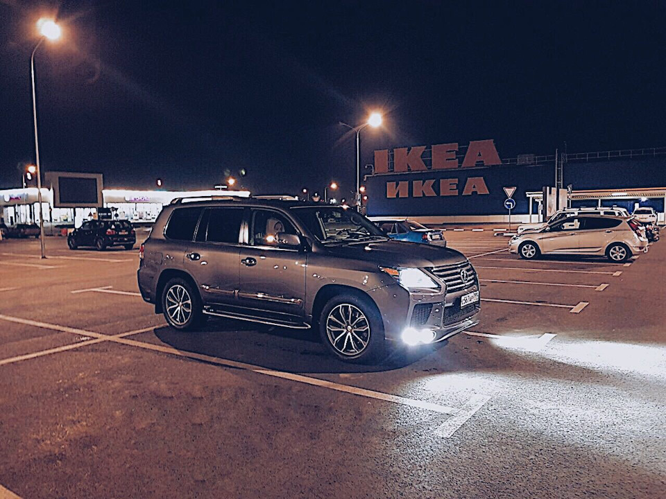 Фото в бортжурнале Lexus LX (URJ200/URJ201)