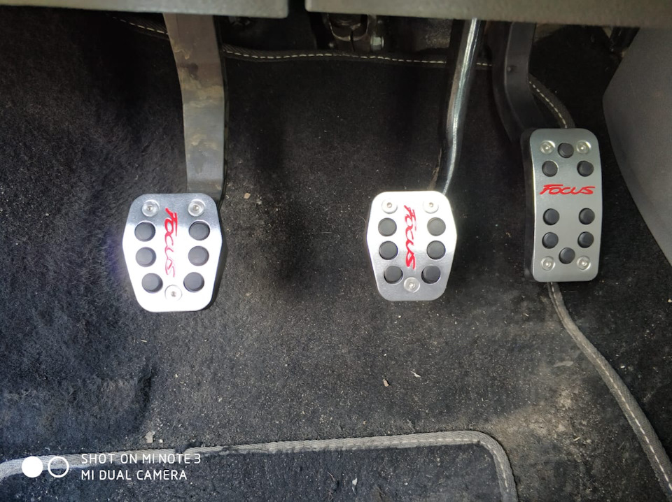 Замена педалей — Ford Focus II Hatchback, 2 л, 2010 года | тюнинг | DRIVE2