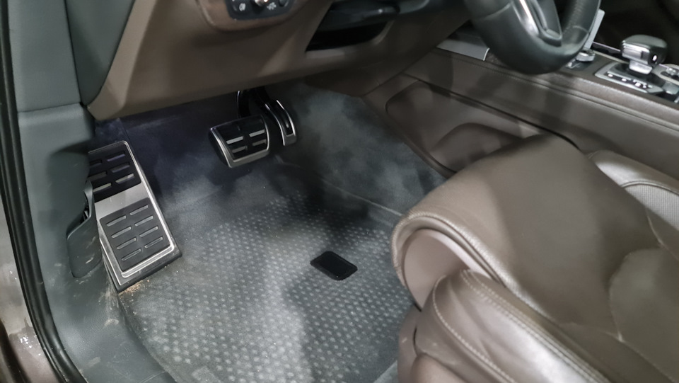 Накладки на педали для красоточки — Audi Q7 (2G), 3 л, 2015 года ...