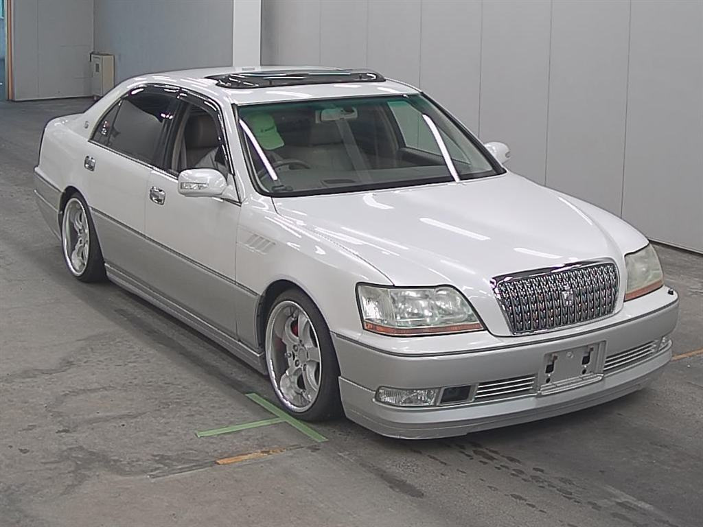 Toyota Crown Majesta s210