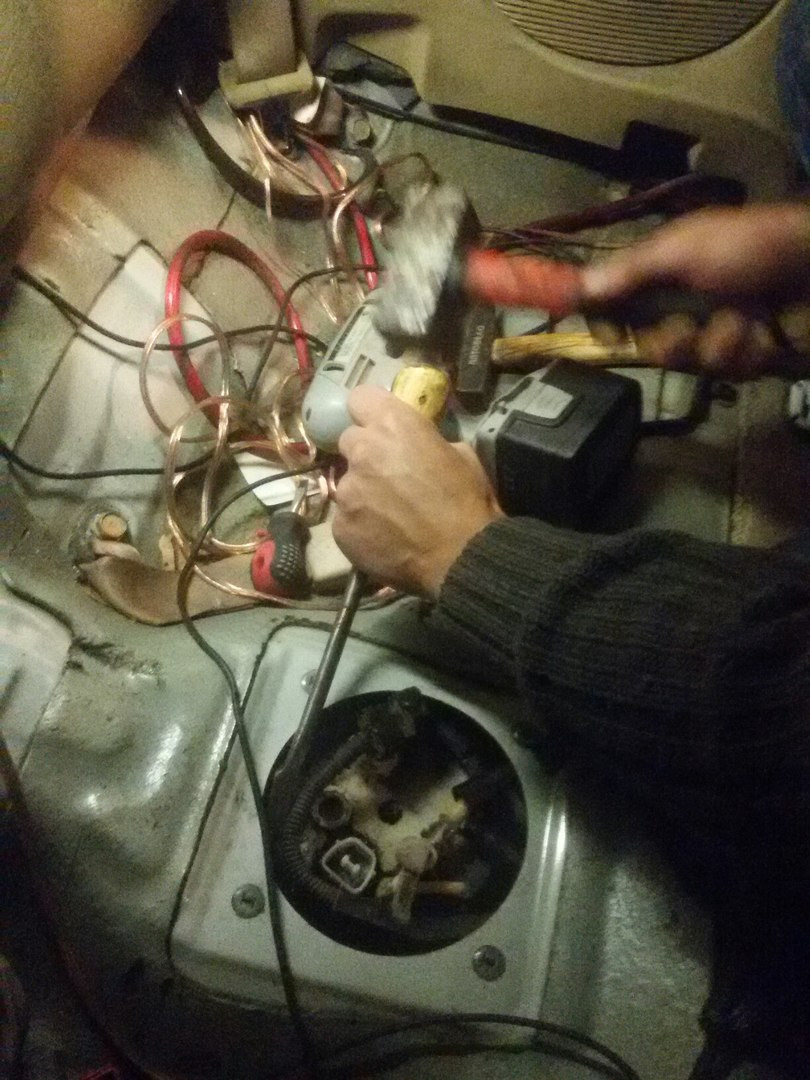 Замена топливного фильтра тонкой очистки — Mitsubishi Eclipse (3G), 2,4 ...