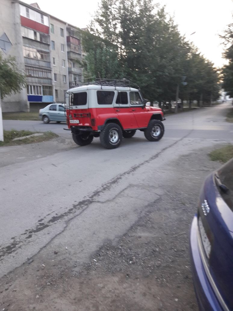 вой спереди при торможении двигателем — УАЗ 469, 0,5 л, 1997 года ...