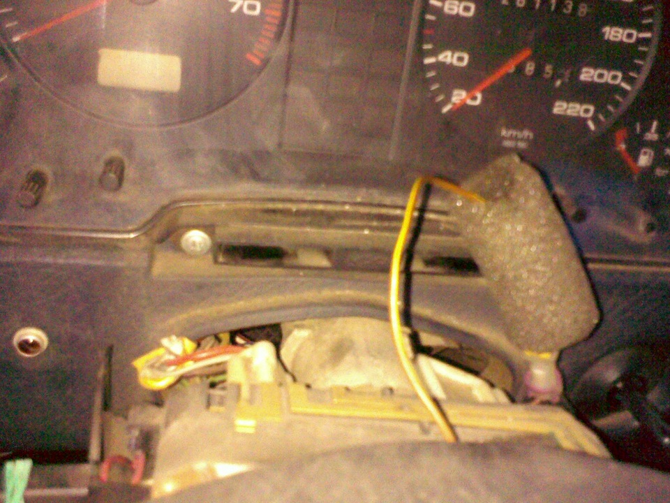 Разбор панели на доноре — Audi 80 (B3), 1,8 л, 1990 года | своими ...