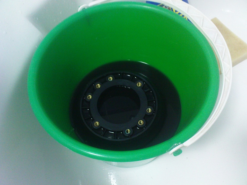 Смена воздушного фильтра. — Nissan Stagea (M35), 2,5 л, 2003 года ...