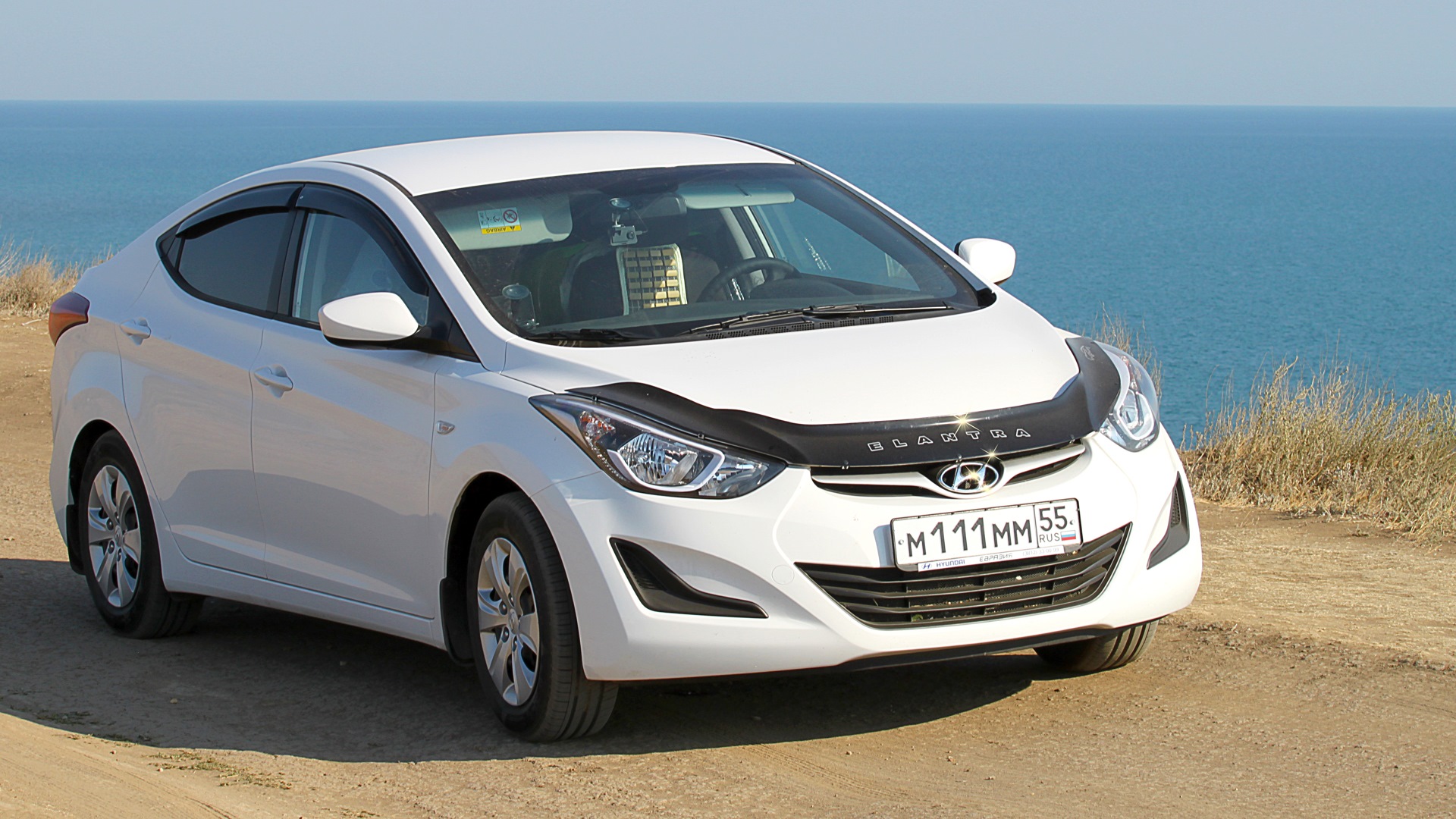 Hyundai Elantra (5G) 1.6 бензиновый 2014 | белая на DRIVE2