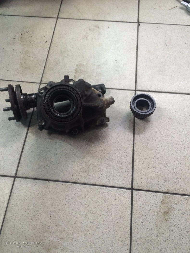 Замена сальника раздаточной коробки на Land Cruiser 100 непростая ...