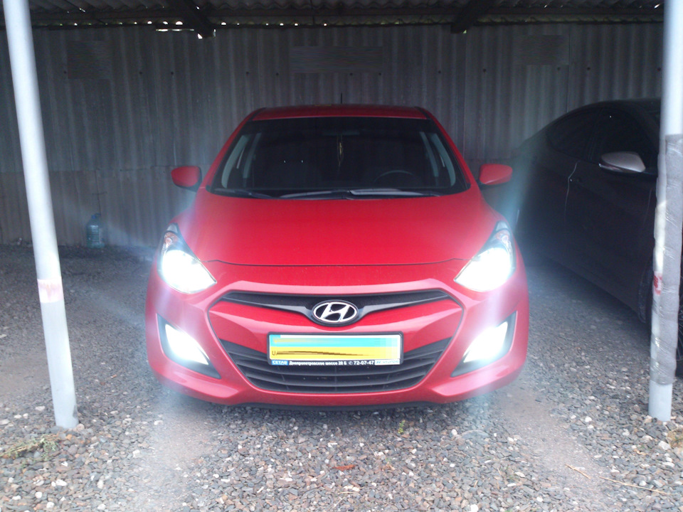 Установка ксенон — Hyundai i30 (2G), 1,6 л, 2013 года | аксессуары | DRIVE2
