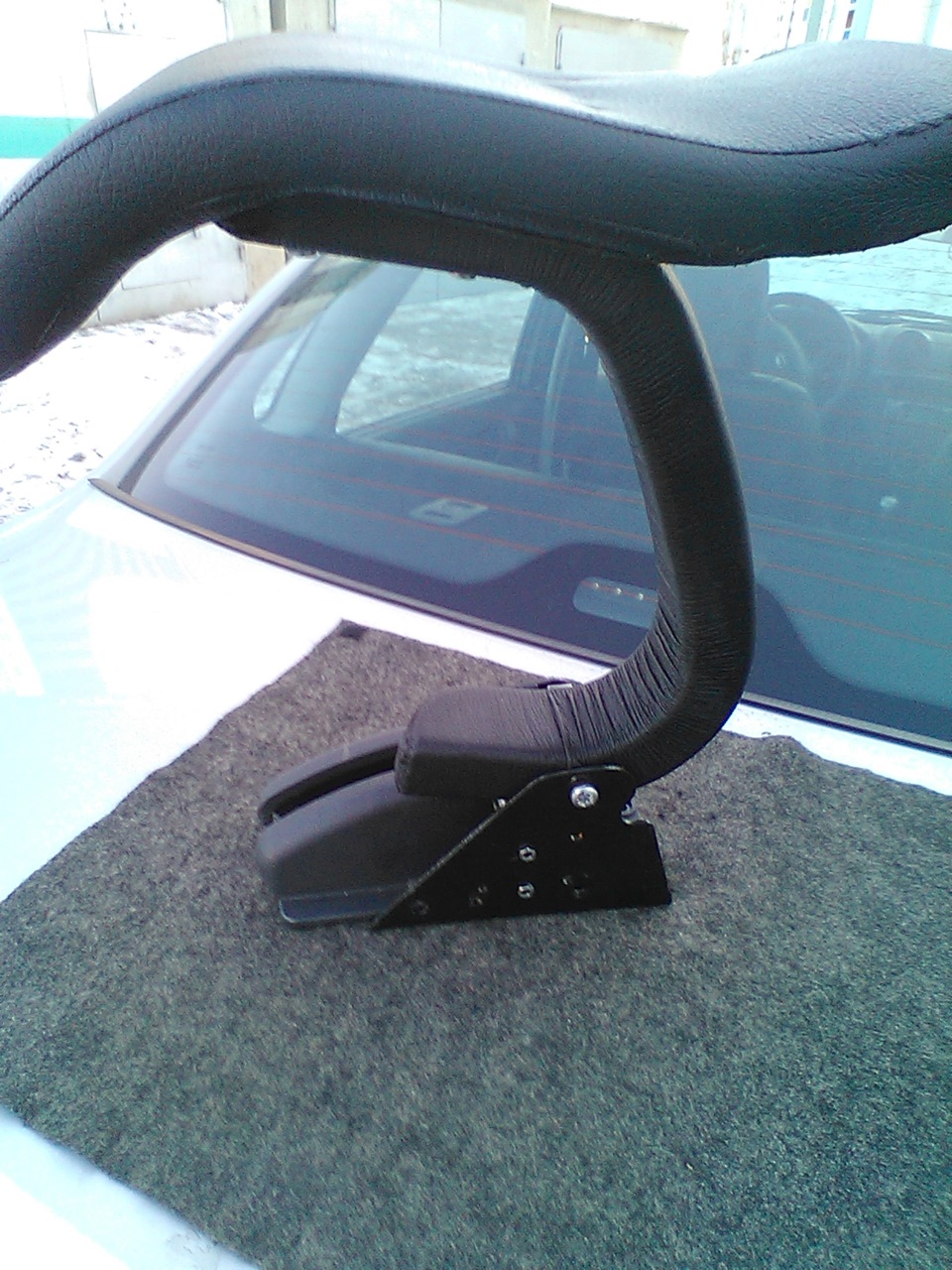 Самодельный подлокотник. — Lada Гранта, 1,6 л, 2013 года | аксессуары ...
