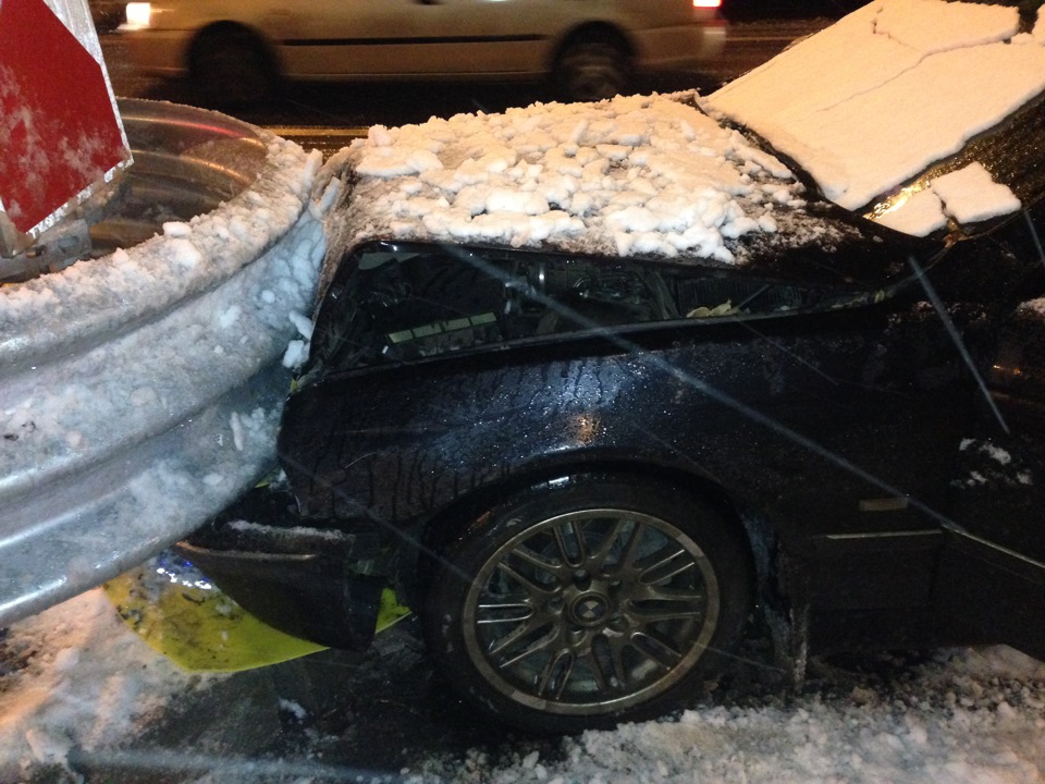Неприятность в 7 утра на "Ярославке" :( — BMW 5 series (E39), 2,5 л ...