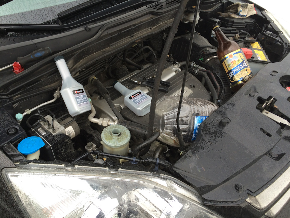 Замена жижи в ГУР — Honda CR-V (RE), 2,4 л, 2010 года | своими руками ...