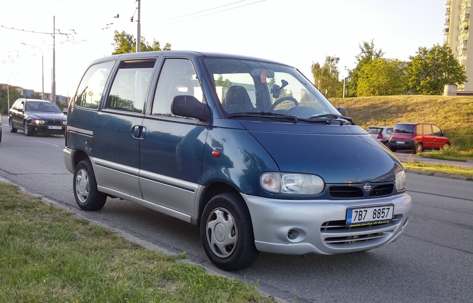 Nissan Sirena 1994