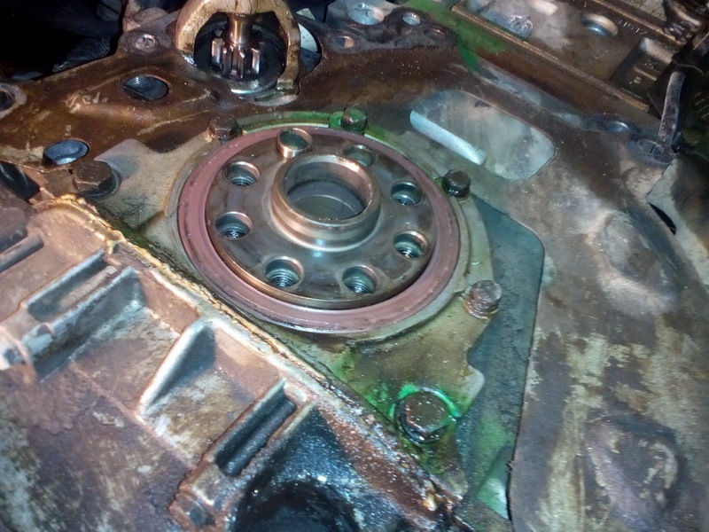 30. Замена маховика и сальника коренного. — BMW 7 series (E38), 2,8 л ...