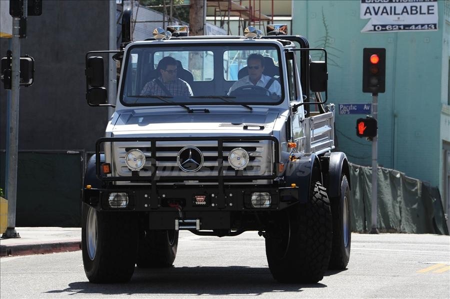 Mercedes Benz Unimog u 1000