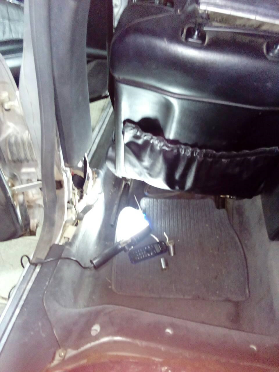 driver Seat belt return problem.fixed. — MercedesBenz Eclass (W210