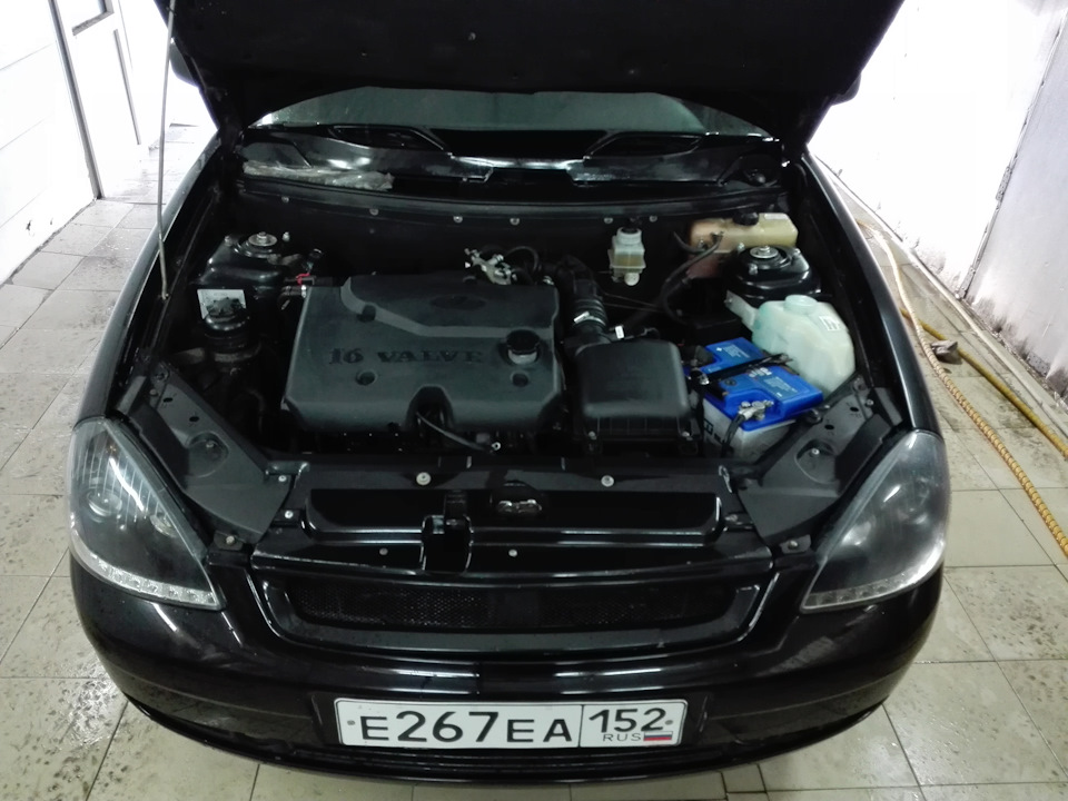 помыл двигатель — Lada Приора седан, 1,6 л, 2011 года | мойка | DRIVE2