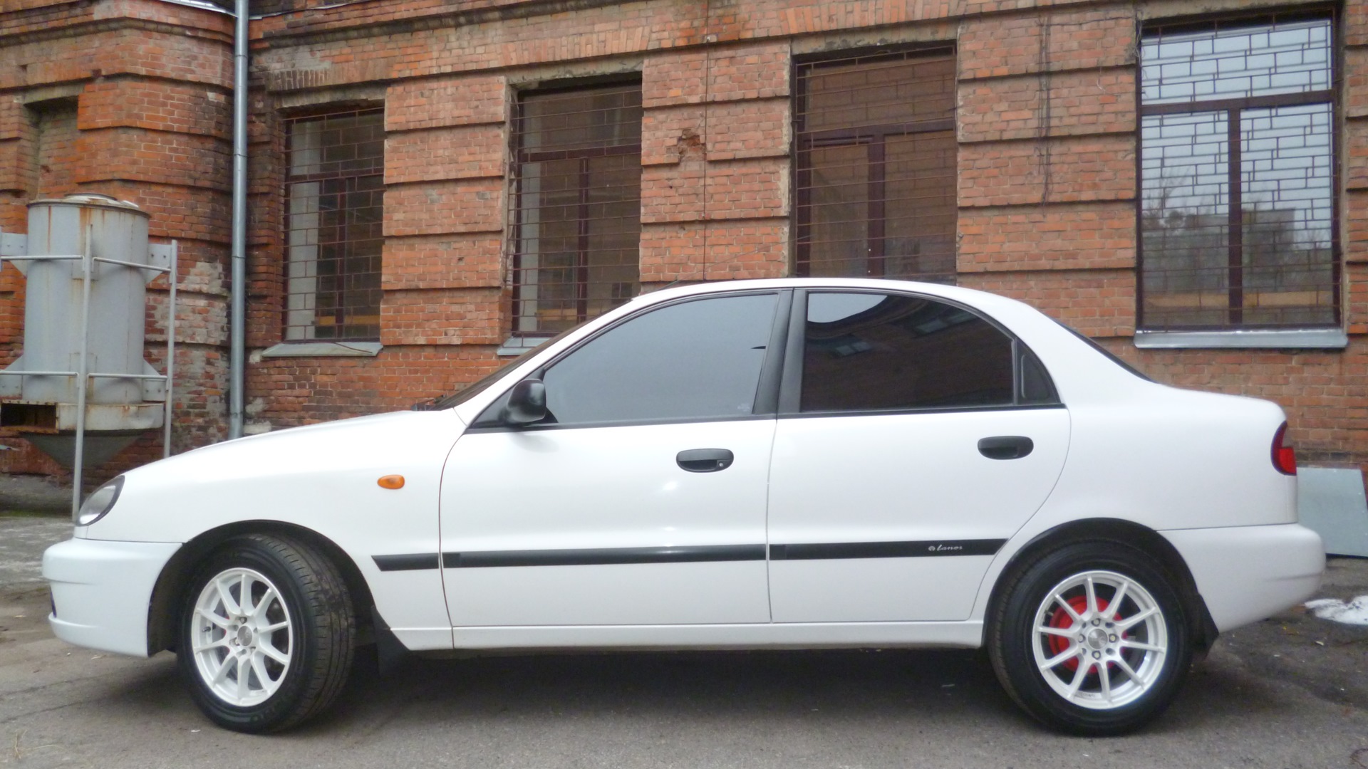 Daewoo Sens 1.3 бензиновый 2004 | white Semyonitch на DRIVE2