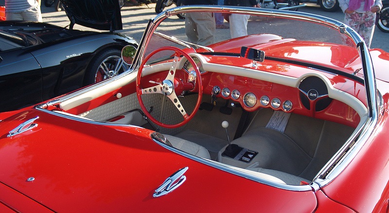 Модель автомобиля chevrolet corvette 1957. Смотреть фото Модель автомобиля chevrolet corvette 1957. Смотреть картинку Модель автомобиля chevrolet corvette 1957. Картинка про Модель автомобиля chevrolet corvette 1957. Фото Модель автомобиля chevrolet corvette 1957