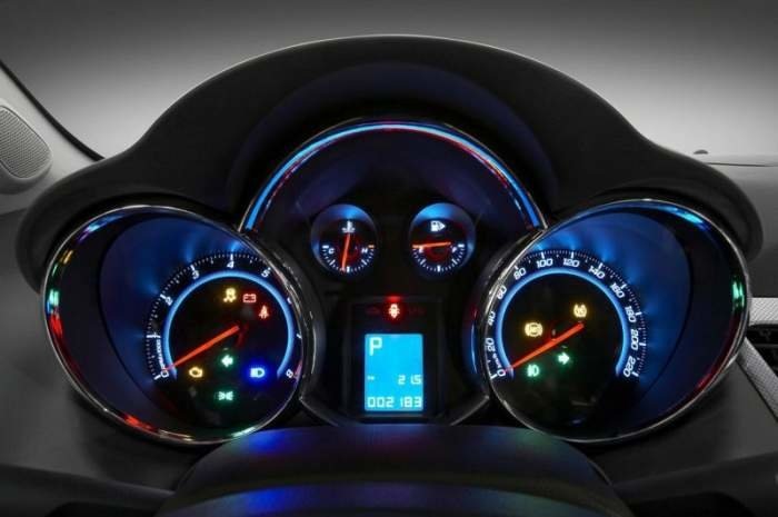 загорается лампочка abs при движении chevrolet cruze загорается лампочка abs при движении chevrolet cruze