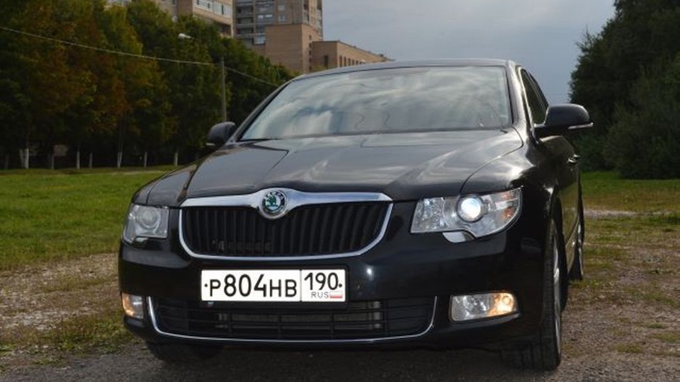 Skoda superb торпеда. Skoda superb 2012. 8 турбо дсг. Шкода суперб 2011 салон. 8 дсг.