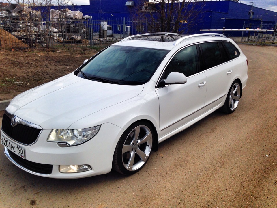Фото в бортжурнале Skoda Superb Combi (Mk2)
