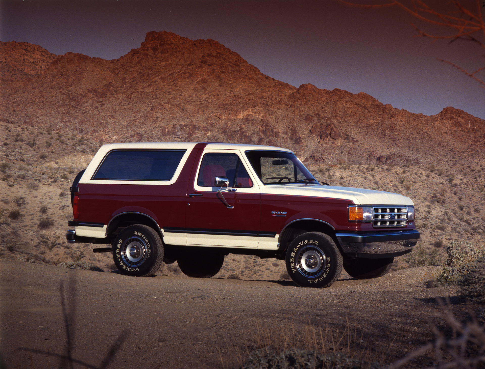 Ford Bronco 2000