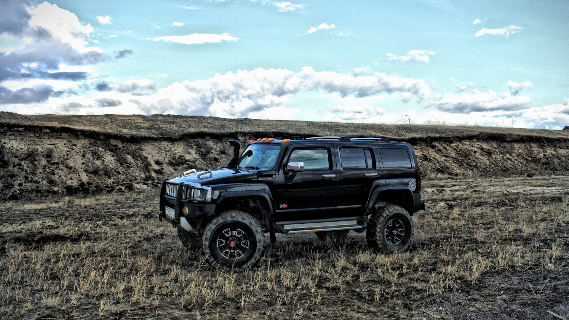 Hummer H3 5.3 бензиновый 2009 | 5.3 alpha мостовой на DRIVE2