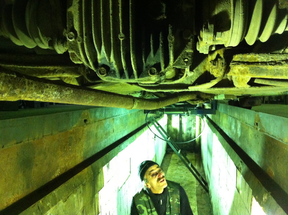 Выхлопная труба отвалилась — Toyota Cresta (50-60), 2 л, 1984 года ...