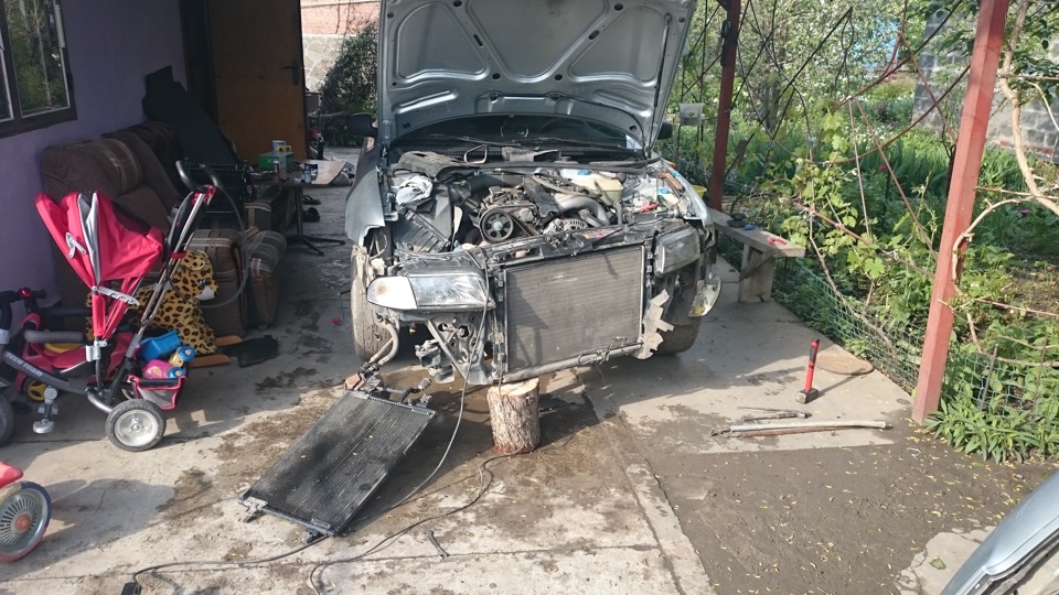 замена подшипника вискомуфты — Audi A4 (B5), 1,8 л, 1996 года | своими ...