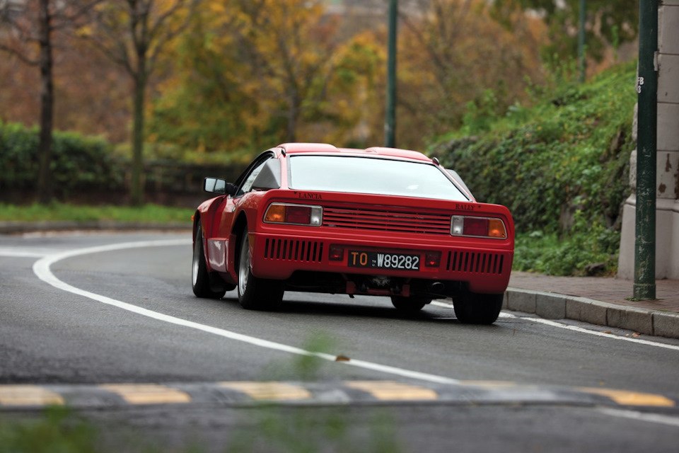 lancia rally 037 stradale 1982