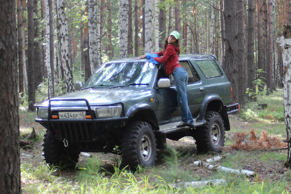 Фото в бортжурнале Toyota Hilux Surf (2G)