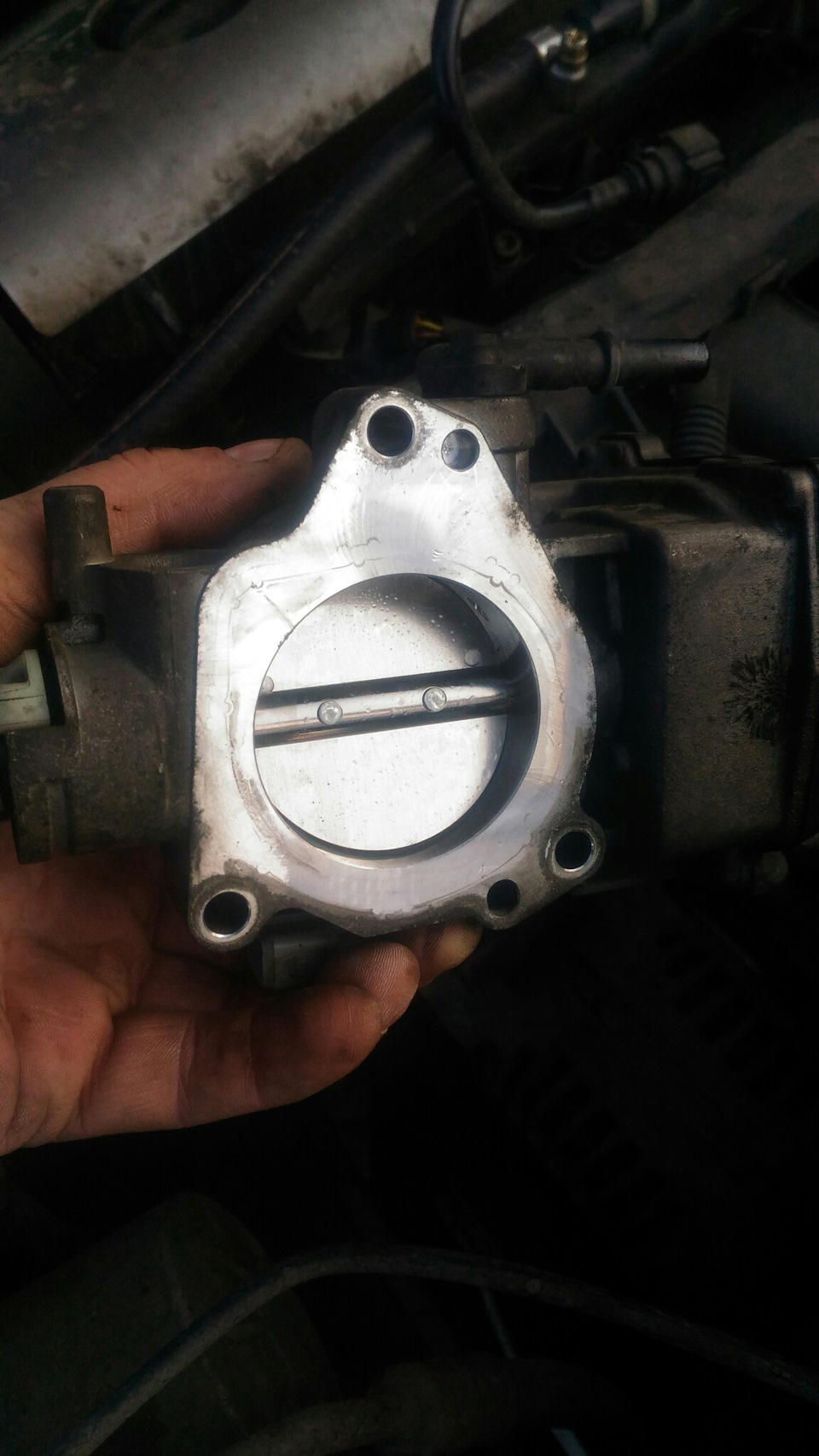 Чистка дросельной заслонки и форсунок. — Peugeot 407 SW, 2 л, 2005 года ...