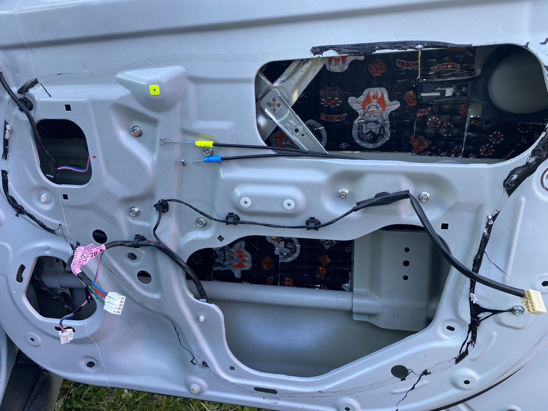 Шумка шумофф джокер в передние двери — Mitsubishi Outlander (3G), 2,4 л ...